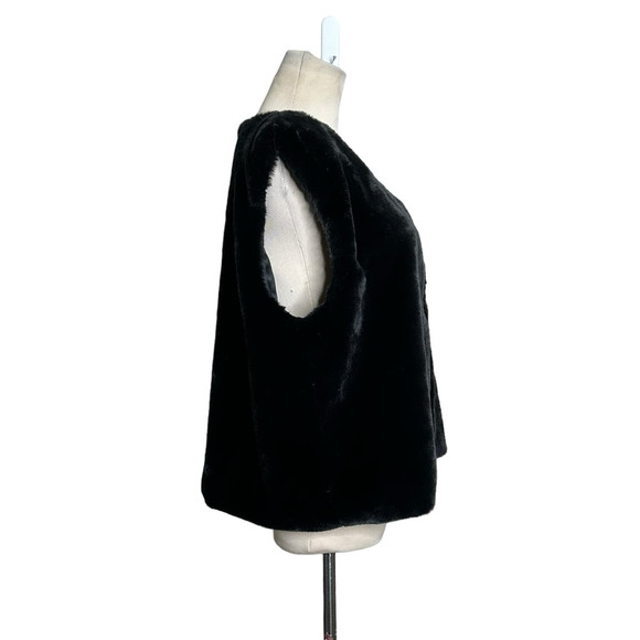 Echo black faux fur vest size Large - Picture 2 of 10